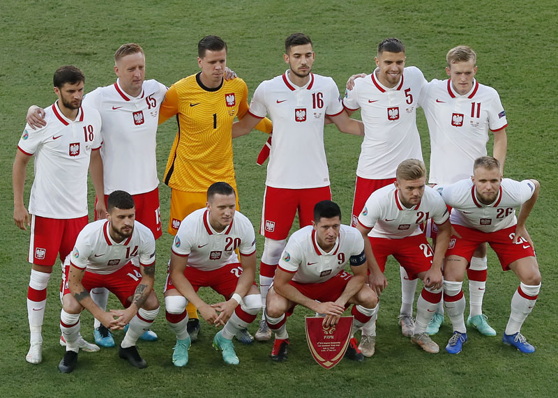 大会の思い出に！EURO2020、全24チーム「試合前の集合写真」まとめ｜写真20