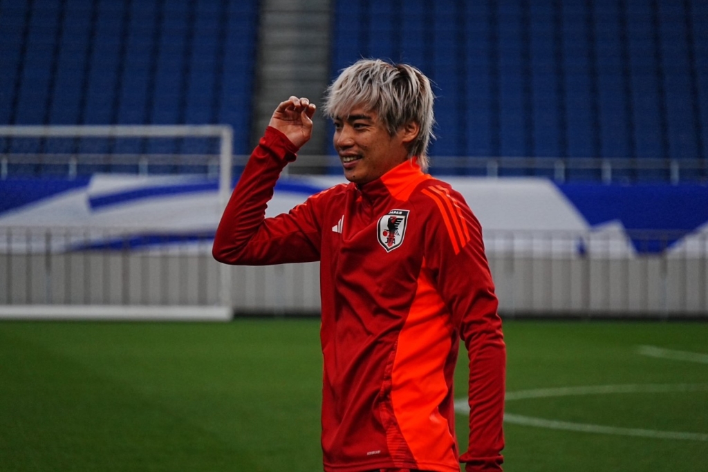 日本代表のイナズマ、FW伊東純也！Qoly編集部が代表練習取材で撮影したスピードスターの写真を公開｜写真11