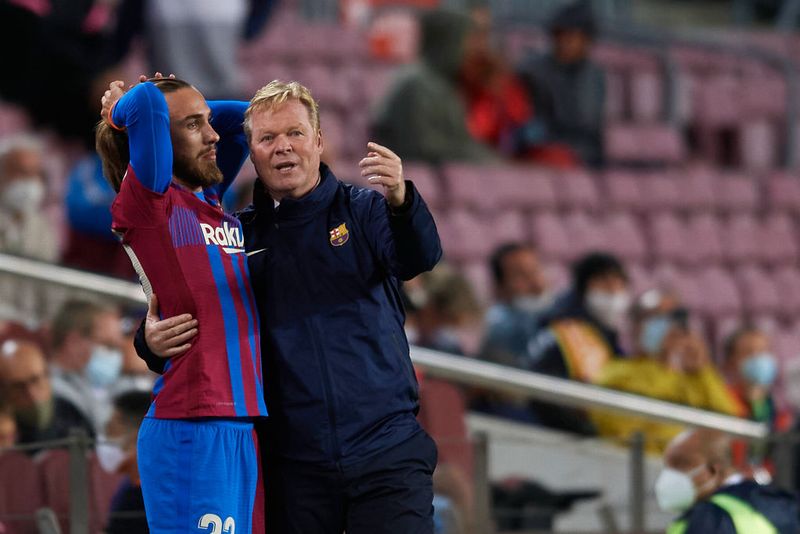 苦境バルセロナ「クーマン監督の下で劇的成長した5選手」｜写真2