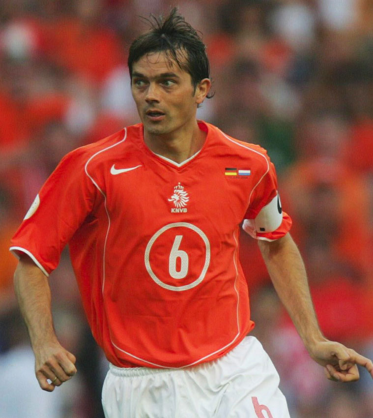 独断と偏見で選ぶ！2000年代「NIKEの名作代表ユニフォーム」10選｜写真10