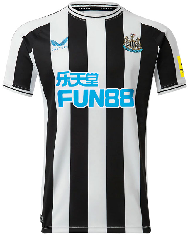 独断と偏見で選ぶ！プレミアリーグ22-23、最高にかっこいい「ホームユニフォーム」8選｜写真16