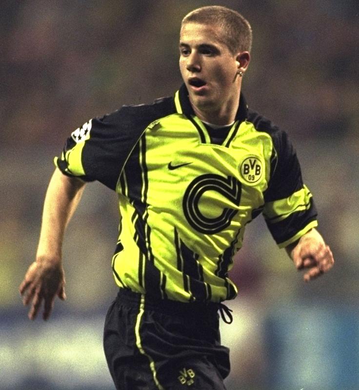 史上最高の「チャンピオンズリーグ専用ユニフォーム」10選｜写真8