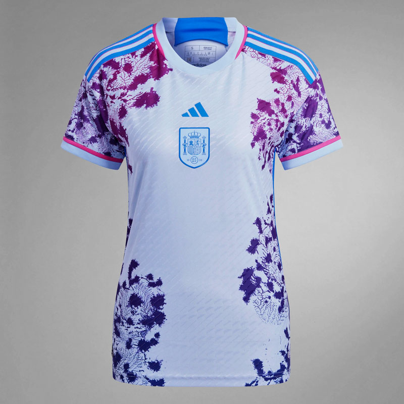 adidasの圧倒的デザイン！W杯へ“完全新作”「女子専用ユニフォーム」が登場｜写真14