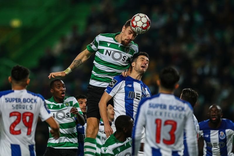 サッカーの『筋肉番付』！人気ゲームの「強さTOP10」の肉体を見る｜写真7