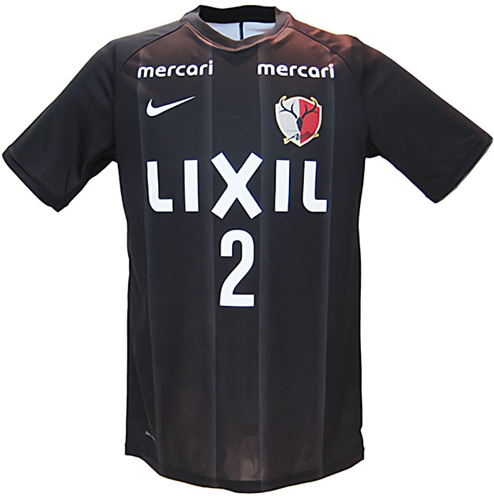 Jリーグで異彩を放った「漆黒のユニフォーム」6選｜写真5