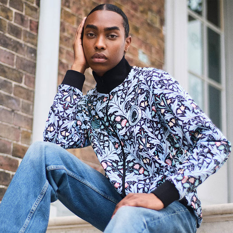 至高の芸術！英セミプロチームが『ウィリアム・モリス』とコラボの美しきユニフォーム、どこで買える？｜写真8