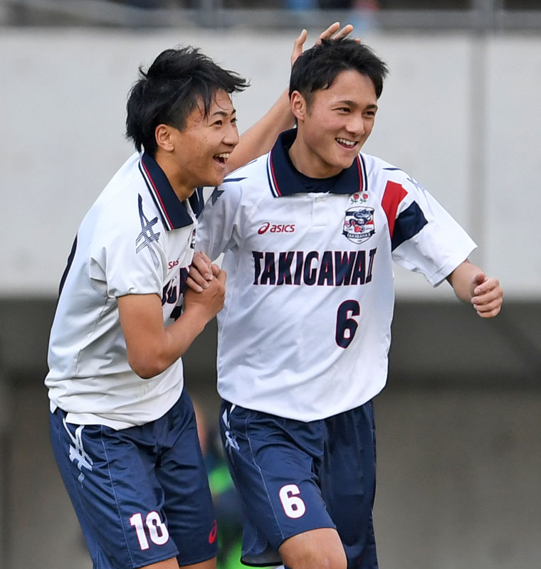 熱き高校サッカー選手権、その歴史に刻まれた「強豪校のユニフォーム」｜写真9