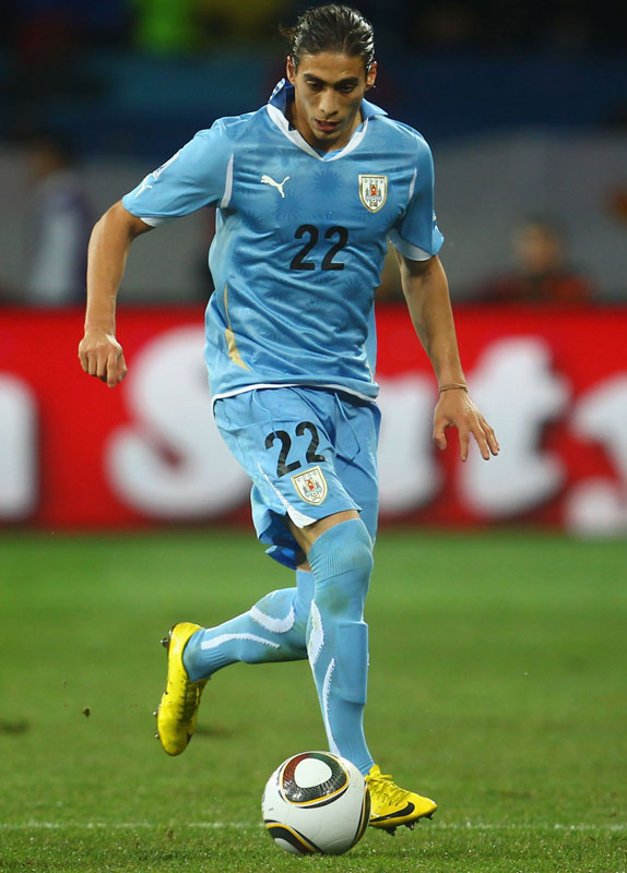 ウルグアイ代表、歴代「クールな7つのユニフォーム」はこれ！｜写真16