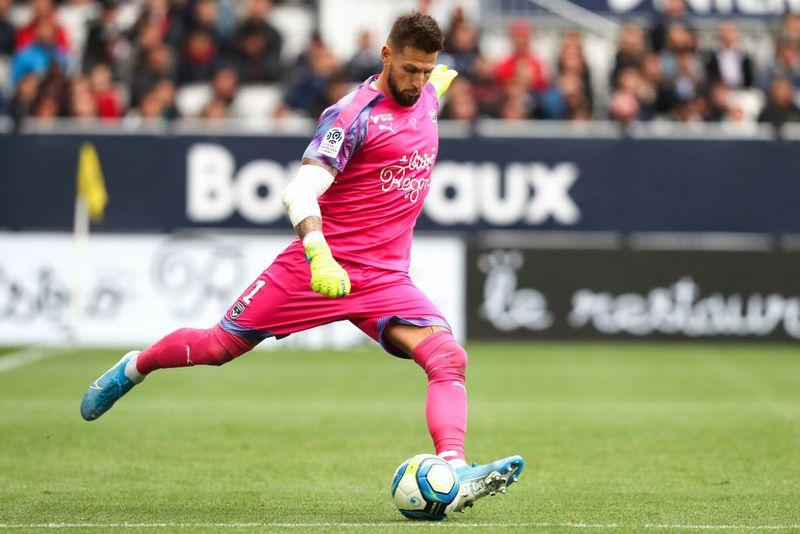 ウイイレ2020「ロングパス最強のゴールキーパー」10名｜写真9