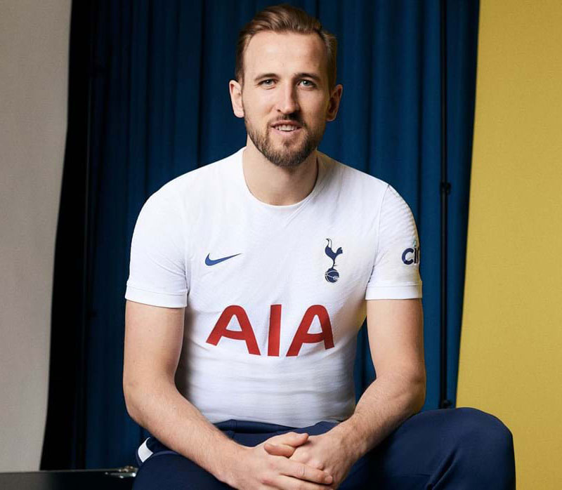 トッテナム、「雄鶏クレスト100周年」の2021-22新ユニフォームを発表！｜写真7