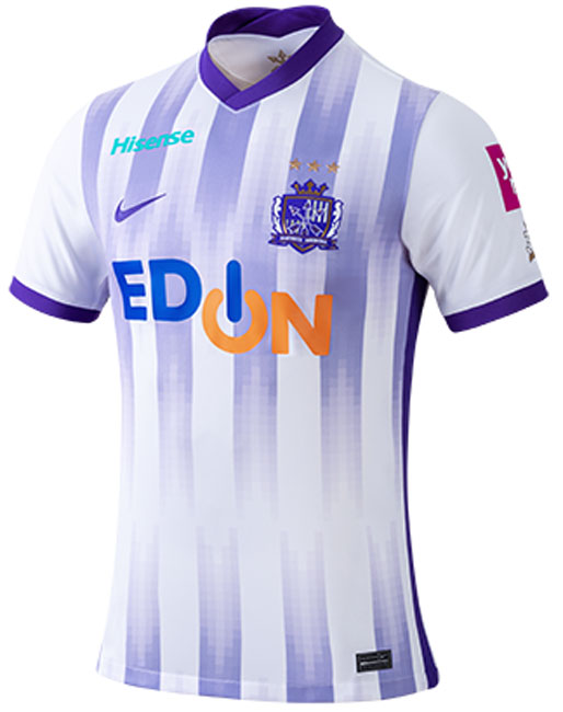 サンフレッチェ広島、2022新ユニフォーム発表！袖に「クラブ創設30周年記念ロゴ」付き｜写真4