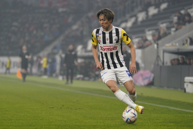 三笘薫だけじゃない！日本代表に招集するしかない欧州で無双中の5人｜写真5