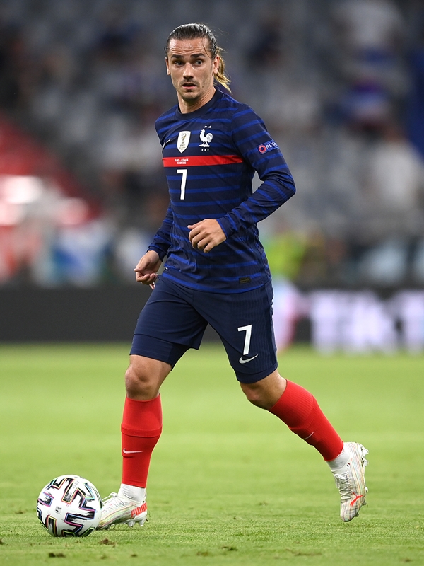 3大メーカーが激闘中！フランス代表の着用スパイクまとめ（EURO2020）｜写真7