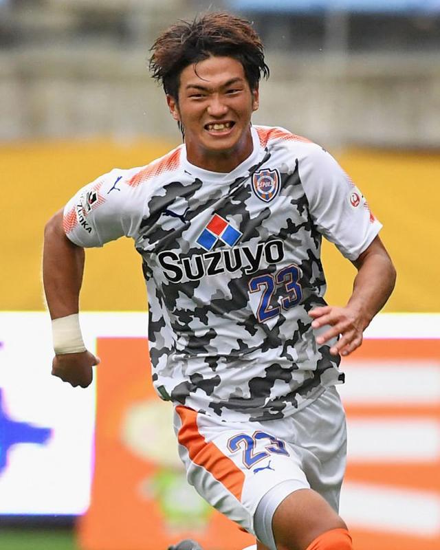 清水エスパルス「歴代最高ユニフォーム」5選　“地図”は世界が認める名作デザイン｜写真2