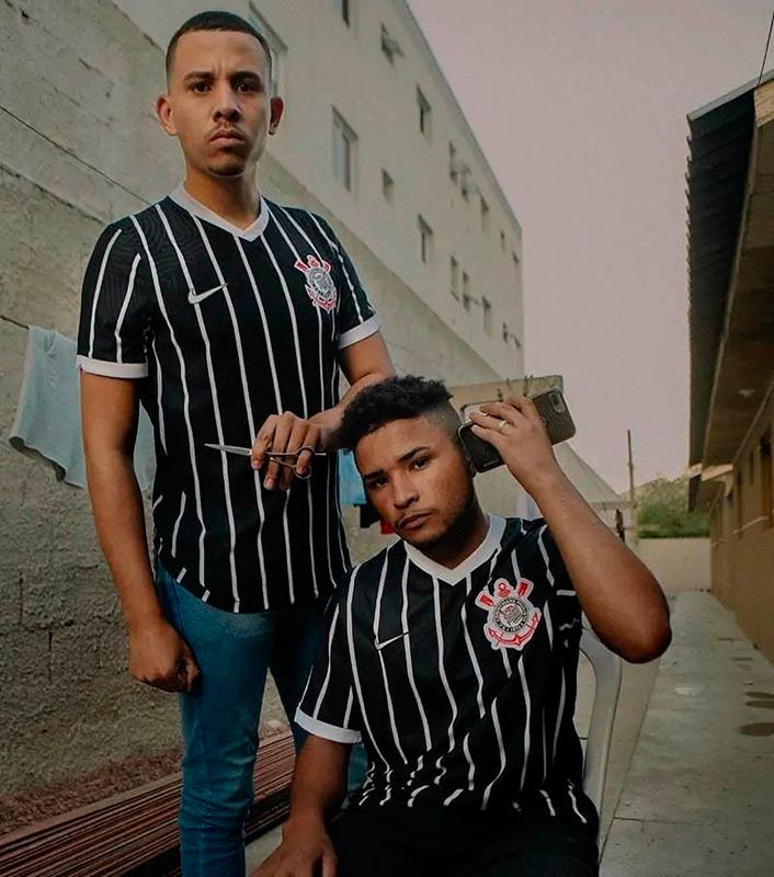 コリンチャンス、「栄光の1990」に触発の2020-21新ユニフォームを発表！｜写真7