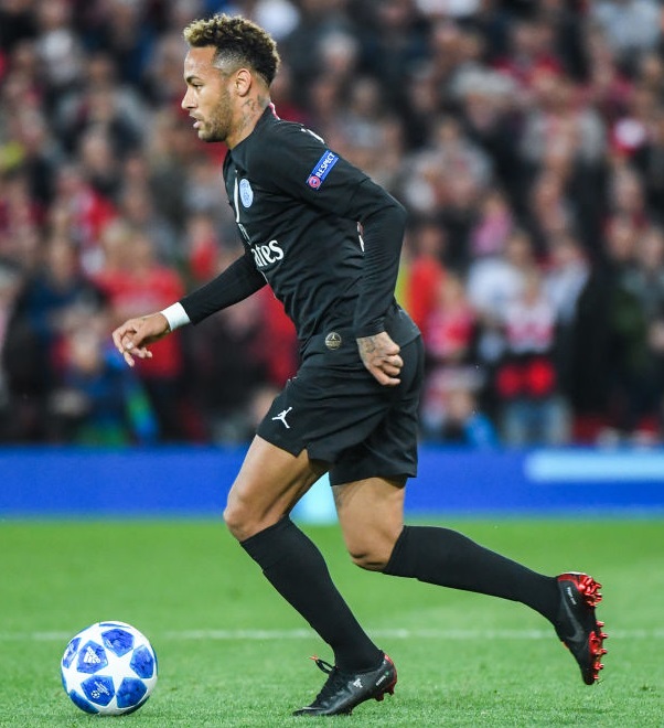 同系色コーデ！「ユニフォーム＋スパイクの美しい着こなし」を見よう｜写真4