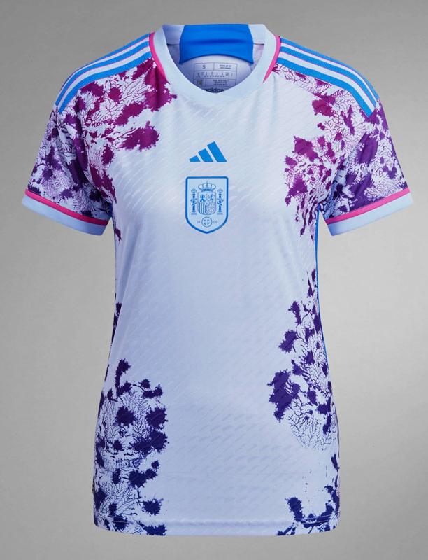 絶賛デザインも！adidas、2023女子W杯「全10チームのユニフォーム」が集結｜写真14