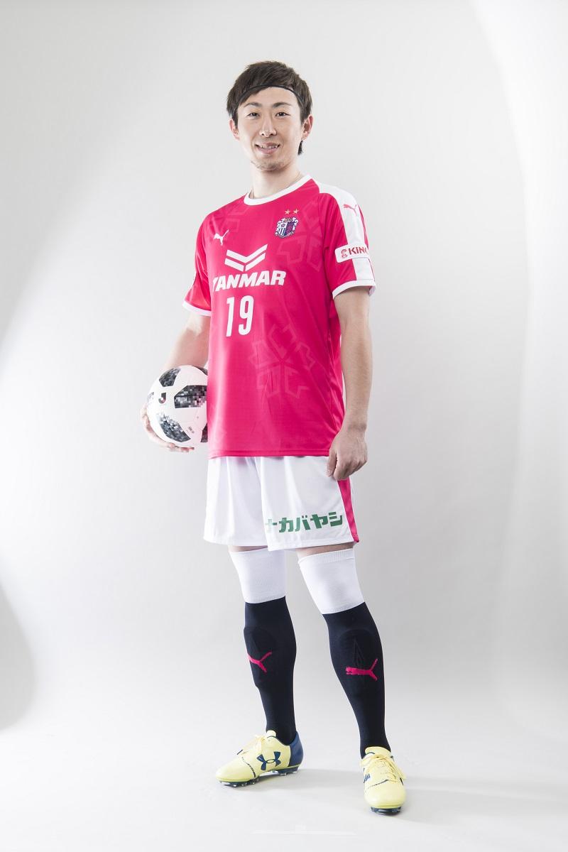 サッカー界に激震！？セレッソ大阪が柿谷曜一朗の「大阪エヴェッサ移籍」を発表！！｜写真7