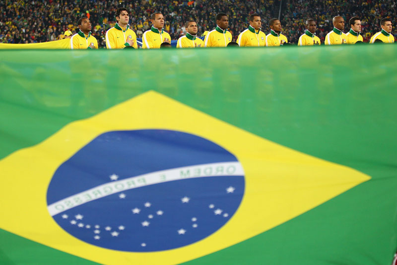 ブラジル代表、2020新ユニフォームを発表！「NEWエンブレム登場」｜写真6