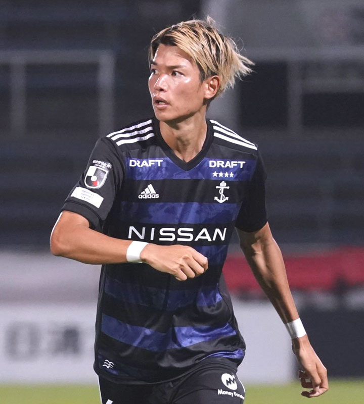 Jリーグ30年！横浜F・マリノス、歴代最高の「青きユニフォーム」7選｜写真2