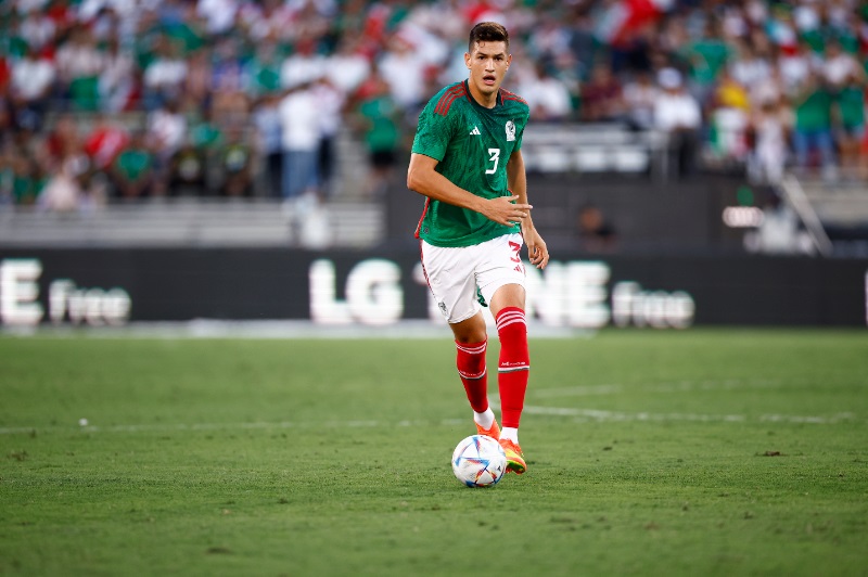 日本代表の順位がすごい！海外サイトが選ぶ「2022W杯最強ユニフォーム11着」｜写真21