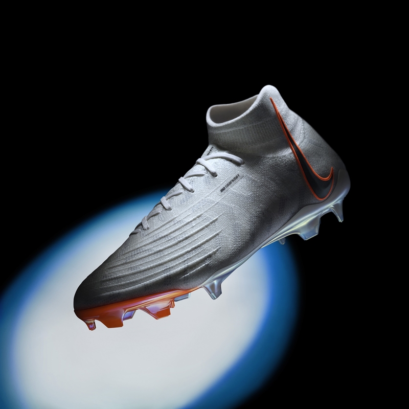 NIKEが新スパイク『ファントムルナ』を発表！女性フットボーラー向けに開発された革新モデル｜写真6