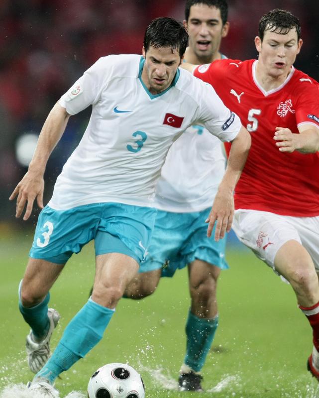 日本と戦うトルコ代表、きっと誰も知らないユニフォーム“こぼれ話”「adidasとNIKEしか知らない」「日韓W杯神話説」｜写真11