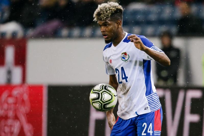 W杯に出場する全32チーム、最もカッコ良いユニフォームはこの7着だ！｜写真18