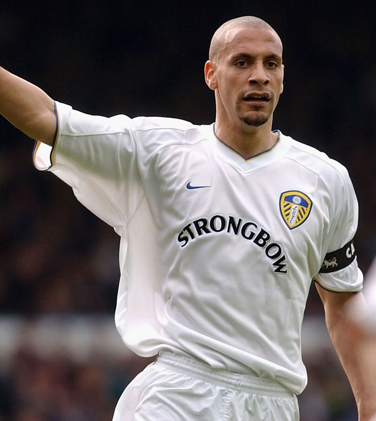 日本の焼酎も！「お酒スポンサーロゴ」のサッカーユニフォーム8選｜写真7