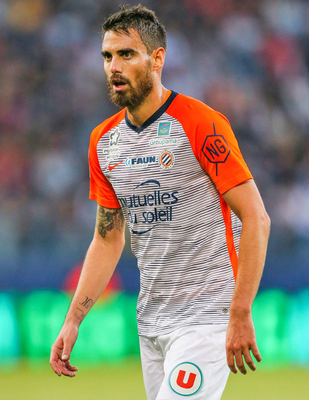 好調モンペリエ！2018-19ユニフォームは「幸運を呼ぶ…かも」の横V字｜写真5