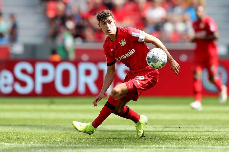 恐るべし才能！2020年代に「メッシ・ロナウド時代」を終わらせうる5名｜写真5