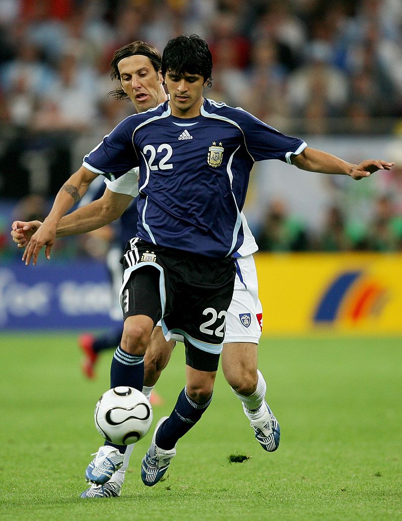 16年前の「メッシがW杯初出場で大爆発した試合」伝説のスタメン11名｜写真8