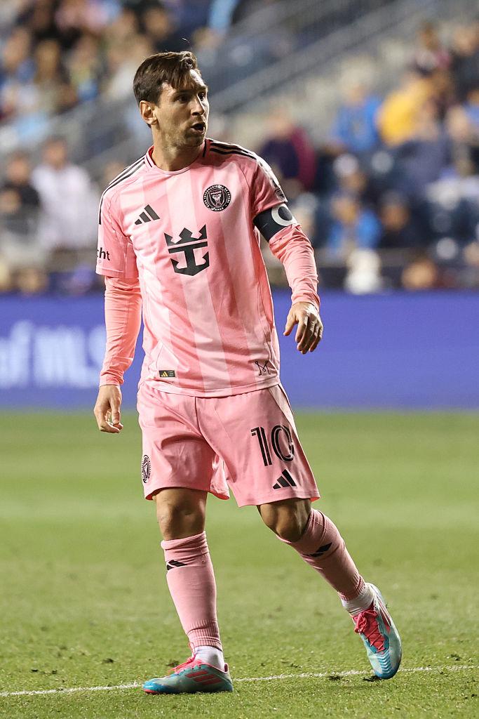 サッカーの歴史上「最高の10番」トップ5｜写真4