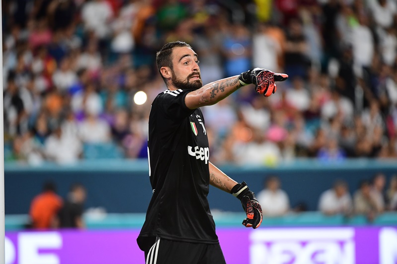 新生活でお手本にしたい！「コミュ力おばけ」のサッカー選手5人｜写真2