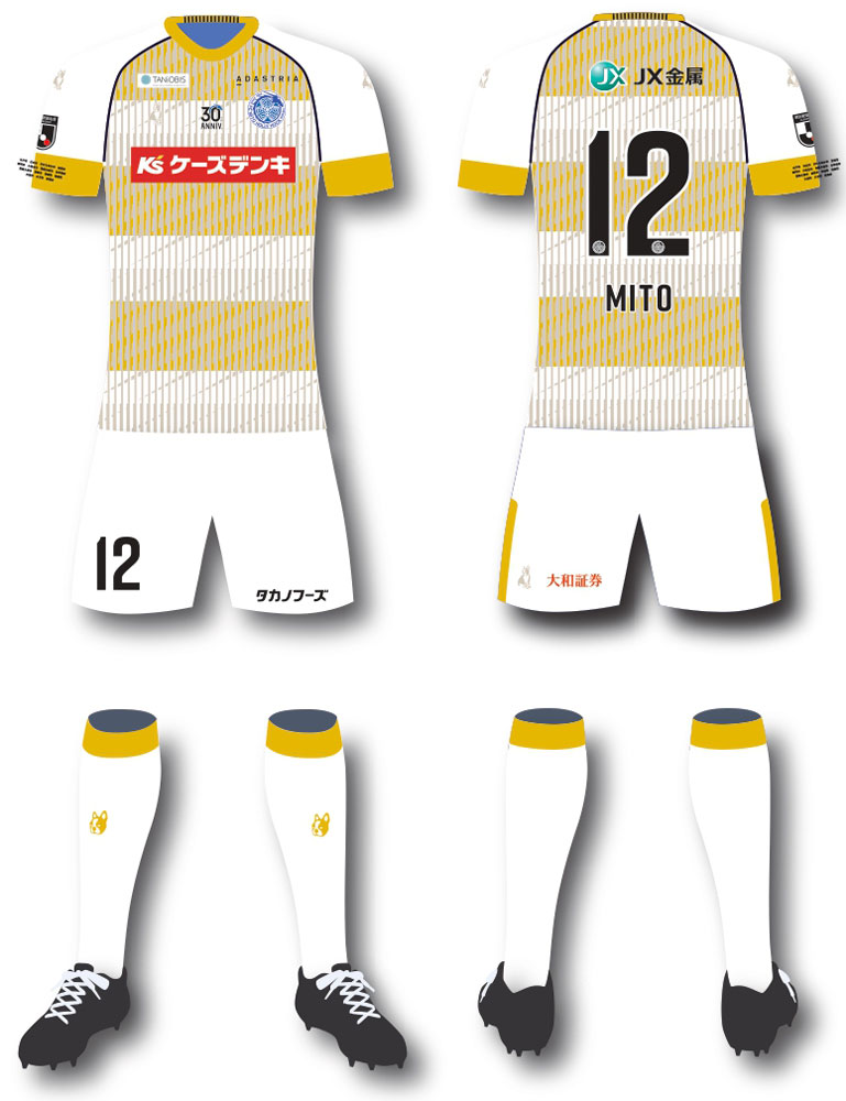 水戸ホーリーホック、「30周年シーズン」の2024新ユニフォーム発表！“青黒”が超スタイリッシュなデザイン｜写真5