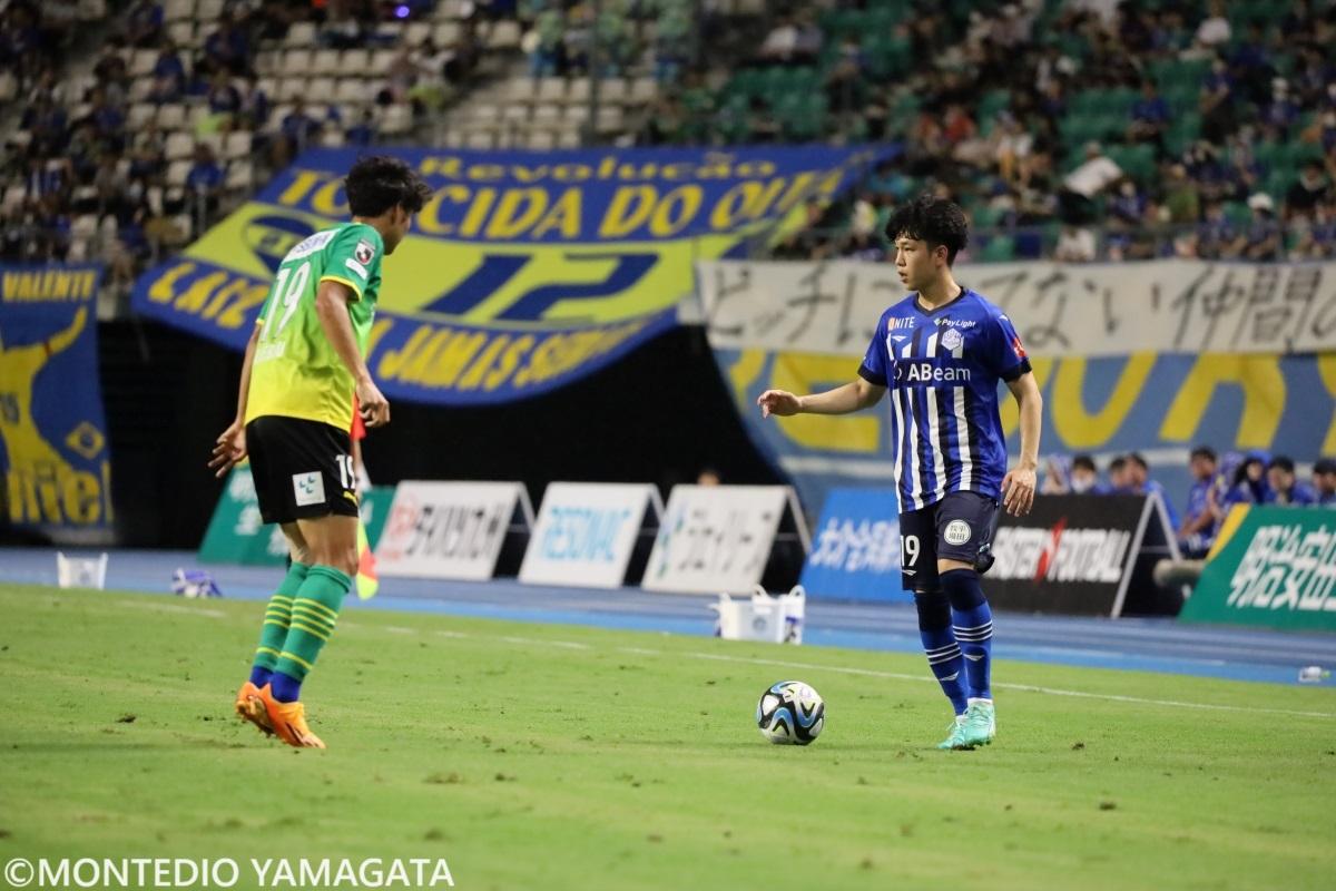 【インタビュー】J2山形FW宮城天が語るJ1復帰の覚悟！川崎から来たパリ世代期待のアタッカーが山形を昇格PO優勝へと導く｜写真2