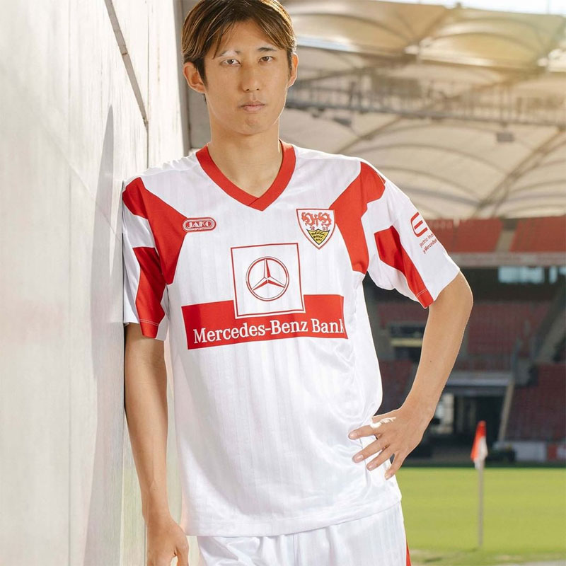 遠藤・伊藤所属のシュトゥットガルト、超レトロな「30周年記念」ユニフォーム発表！｜写真9