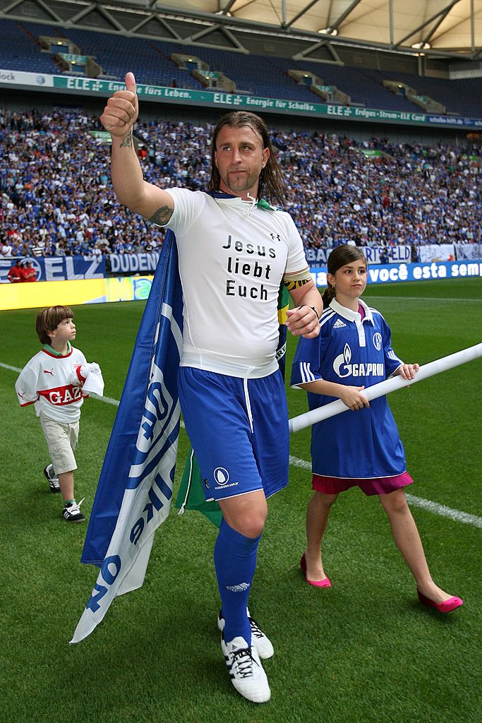 吉田麻也加入のシャルケ04、「2010年以降の最高DF」ベスト10｜写真9