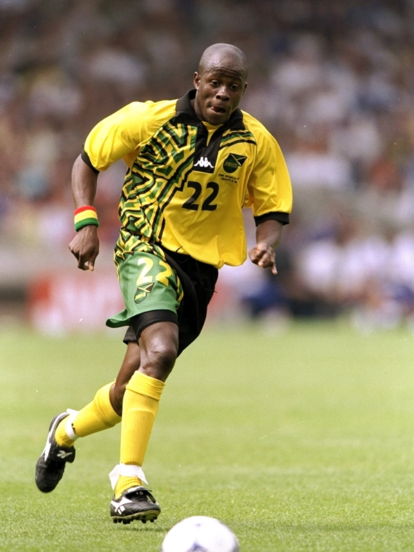 大会別！かっこいい代表ユニフォームベスト5（1998年フランスW杯）｜写真3