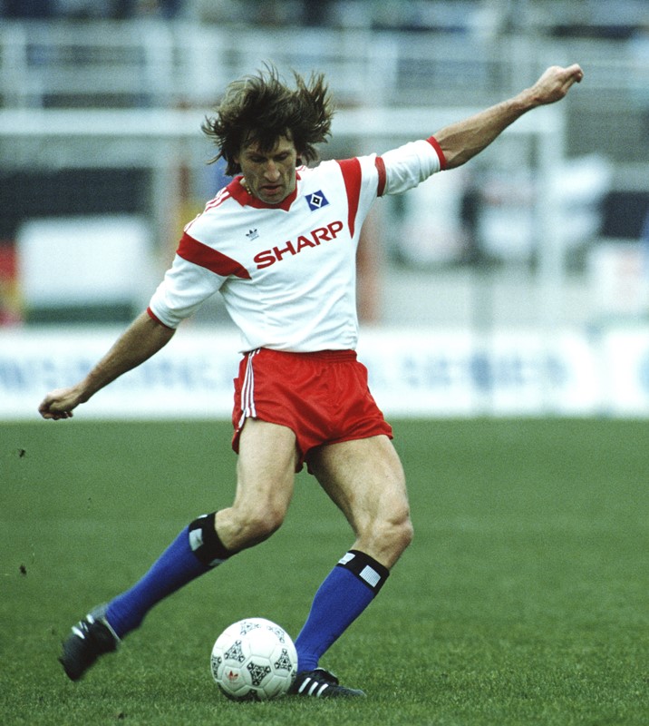 日本企業が胸スポンサーになった有名サッカークラブまとめ｜写真21