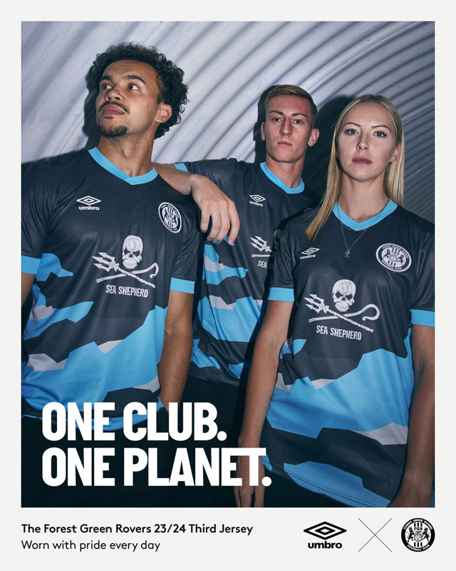 “世界で最もエコ”な英3部クラブ、最新ユニは反捕鯨団体「シー・シェパード」が胸ロゴに｜写真7