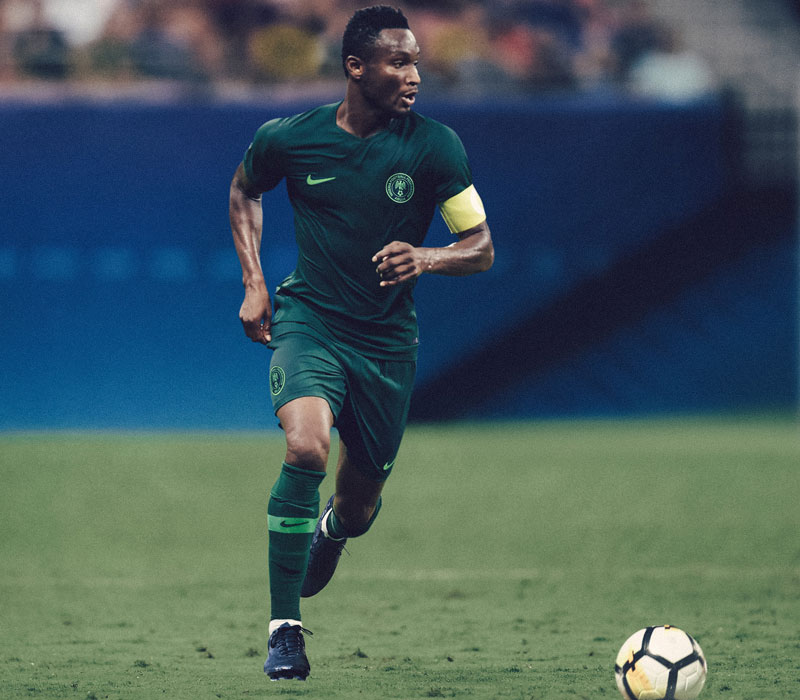 「W杯出場全32か国ユニフォームランキング！全64着を格付け」｜写真33