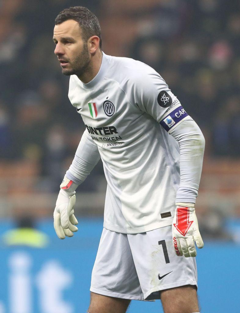 今「37歳以上で最も価値が高い選手」TOP5｜写真2