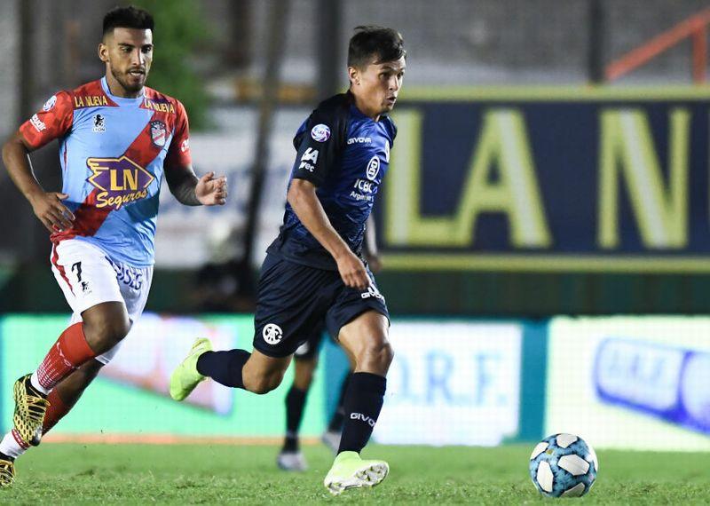 ウイイレ2020「瞬発力最高のDMF」ランキング｜写真10