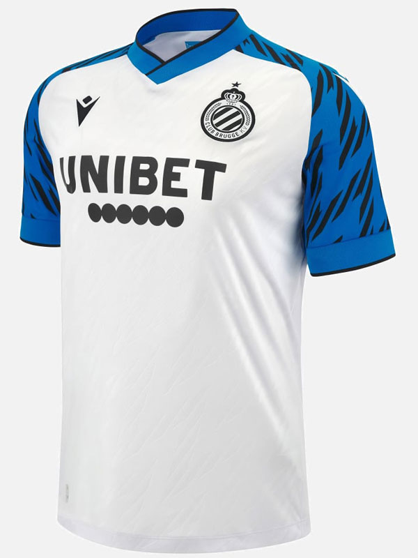 本間至恩が所属！名門クルブ・ブルッヘに2つの新ユニが登場　アウェイは栄光の「CL決勝モデル」に触発｜写真5