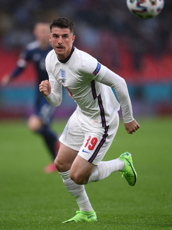 若きタレント軍団！イングランド代表の着用スパイクまとめ（EURO2020）｜写真19