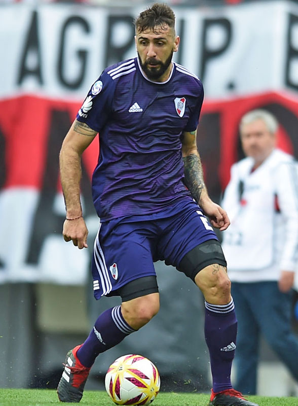 リーベル・プレート、宿敵とのリベルタ杯決勝を戦う2018-19ユニフォーム｜写真6