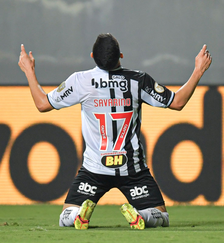 ブラジル王者アトレチコ、ホームとアウェイが“合体”の「50％ユニフォーム」登場！｜写真5