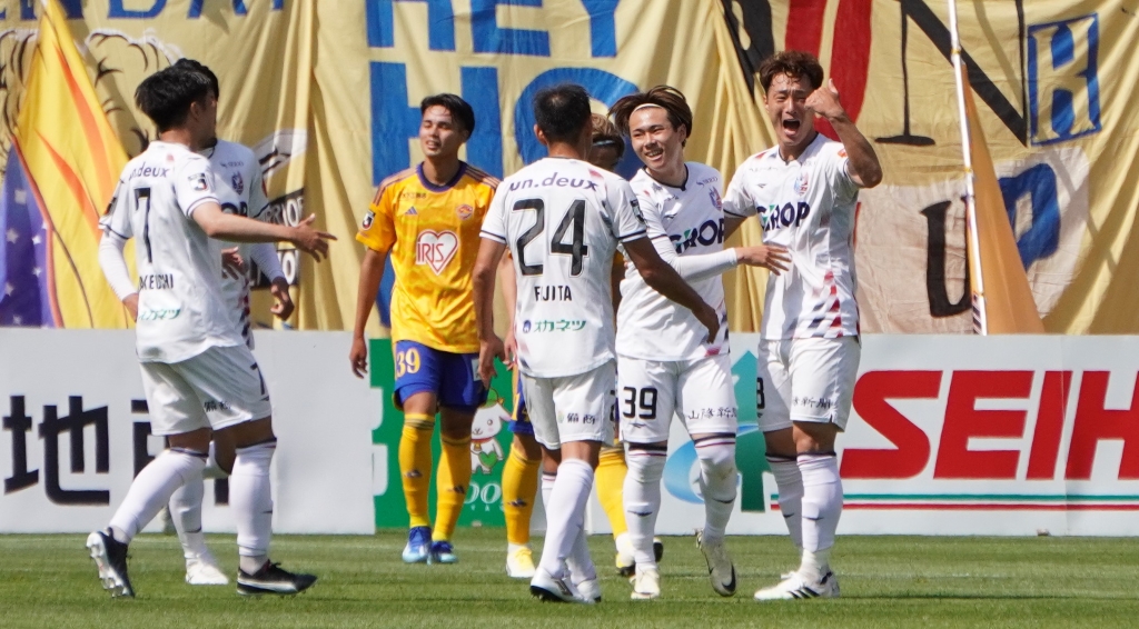 リーグ初得点のファジアーノ岡山MF早川隼平！パリ五輪世代に刺激を受け、ロス五輪に向け闘志｜写真4