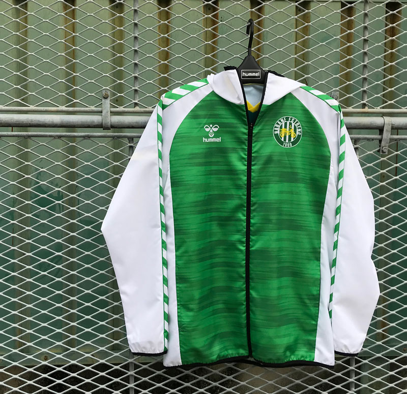 “架空のチーム”、葉羽エストレーノの新ユニフォームが登場！大胆に「バイク」を描く｜写真8